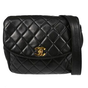 Chanel Black Lambskin Crossbody Shoulder Bag XX40127